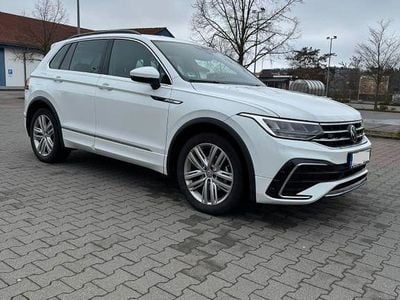 Gebraucht VW Tiguan R-line 150 PS (110 kW) 2023 Weiß SUV
