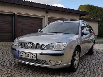 Gebraucht Ford Mondeo Ghia 125 PS (91 kW) 2007 Silber Limousine