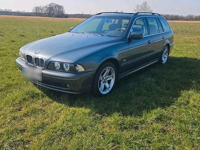 Gebraucht BMW 530 193 PS (141 kW) 2002 Blau Kombi