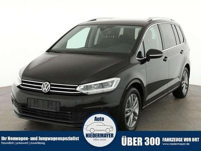 Neu VW Touran Comfortline 150 PS (110 kW) 2025 Grenadill black metallic Van / Kleinbus