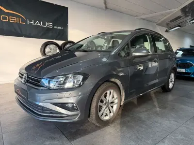 Gebraucht VW Golf Sportsvan Comfortline 116 PS (85 kW) 2019 Grau Van / Kleinbus