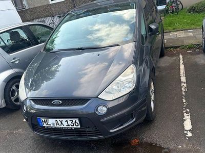 Gebraucht Ford S-MAX Titanium 140 PS (102 kW) 2009 Van / Kleinbus
