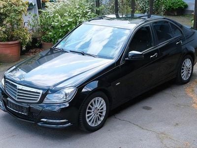 Usata Mercedes C200 136 CV (100 kW) 2011 Nero Berlina