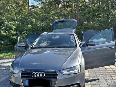 Gebraucht Audi A4 143 PS (105 kW) 2013 Grau Kombi