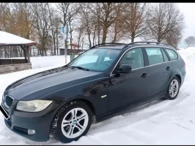Gebraucht BMW 318 150 PS (110 kW) 2010 Schwarz Kombi
