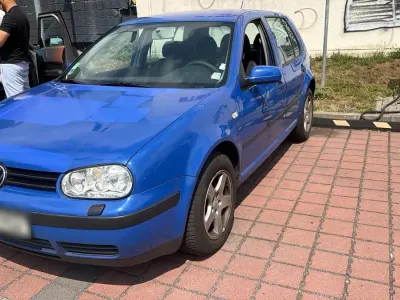 Gebraucht VW Golf IV 101 PS (74 kW) 2002 Blau Kleinwagen