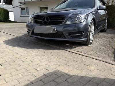 Gebraucht Mercedes C220 AMG line 170 PS (125 kW) 2013 Grau Kombi