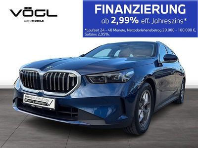 Gebraucht BMW 520 Sport Line 197 PS (144 kW) 2024 Phytonicblau Kombi