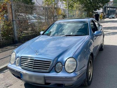 Mercedes CLK230