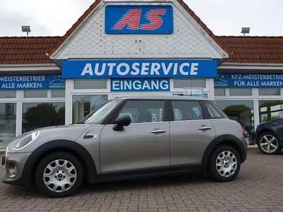 Used Mini ONE Salt 102 HP (75 kW) 2018 Silver Hatchback