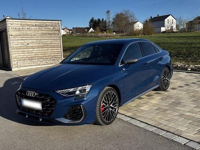 Gebraucht Audi S3 Ambiente 333 PS (244 kW) 2024 Blau Limousine