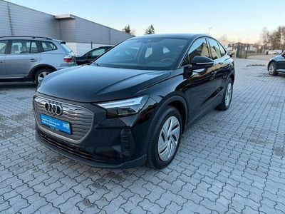 Second-hand Audi Q4 Sportback e-tron Basis 150 kW (204 CP) 2022 Negru SUV