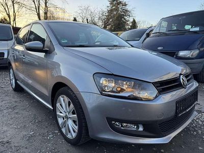 Gebraucht VW Polo Team 69 PS (50 kW) 2010 Monosilber metallic (metallic) Kleinwagen