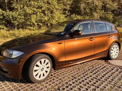 Gebraucht BMW 118 Lifestyle 143 PS (105 kW) 2009 Braun Kleinwagen