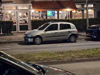 Gebraucht Renault Clio II 75 PS (55 kW) 1999 Kleinwagen