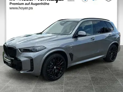 Neu BMW X5 Comfort Edition 489 PS (359 kW) 2026 Grau SUV