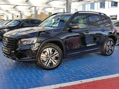 Gebraucht Mercedes GLB180 Progressive 136 PS (100 kW) 2025 Metalliclack kosmosschwarz SUV