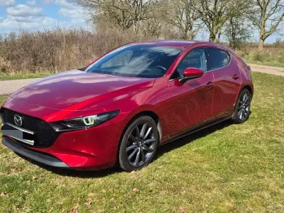 Gebraucht Mazda 3 150 PS (110 kW) 2020 Rot Limousine