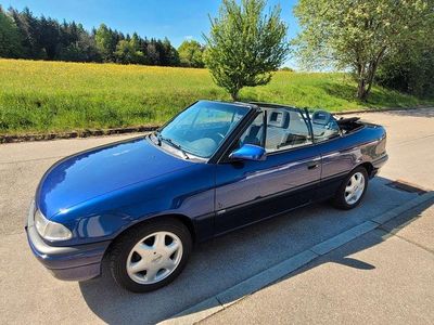 Gebraucht Opel Astra Cabriolet Edition 75 PS (55 kW) 1997 Blau Cabrio