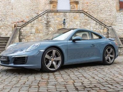 Porsche 911 Carrera