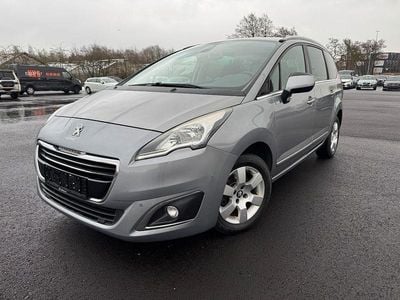 Gebraucht Peugeot 5008 Style 120 PS (88 kW) 2016 Grau Van / Kleinbus