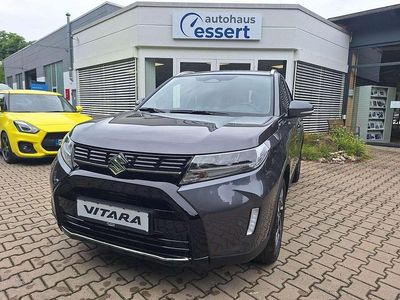 Titangray met Neu 2025 Suzuki Vitara Comfort SUV | 26.890 € (Fairer Preis)