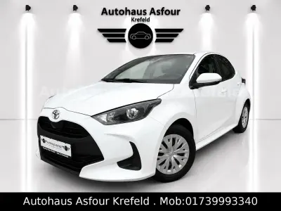 Gebraucht Toyota Yaris Comfort 72 PS (52 kW) 2022 Weiß Kleinwagen