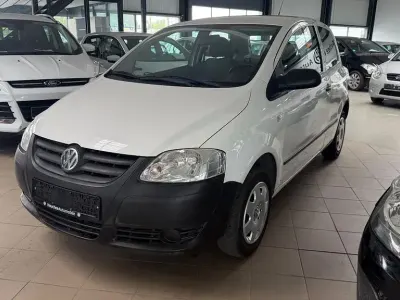 Gebraucht VW Fox Basis 54 PS (39 kW) 2007 Weiß Kleinwagen