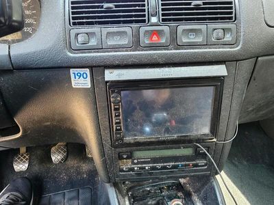 VW Golf V
