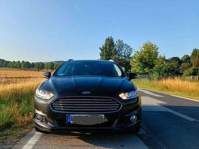 Gebraucht Ford Mondeo 150 PS (110 kW) 2015 Schwarz Kombi
