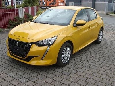 Second-hand Peugeot 208 102 CP (75 kW) 2022 Galben Hatchback