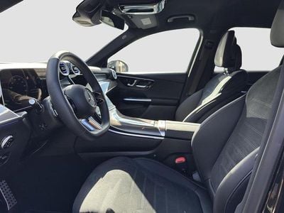 Gebraucht Mercedes GLC300 AMG line 269 PS (197 kW) 2025 Schwarz SUV