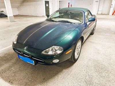 Jaguar XK8
