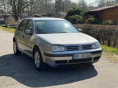 Gebraucht VW Golf IV Highline 102 PS (75 kW) 2002 Silber Kleinwagen