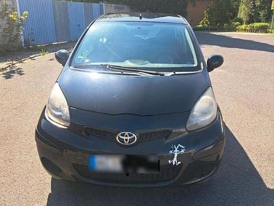 Usata Toyota Aygo 68 CV (50 kW) 2011 Nero Utilitaria