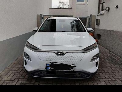 Weiß Gebraucht 2020 Hyundai Kona Advantage SUV | 20.000 € (Teuer)