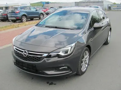Gebraucht Opel Astra Innovation 136 PS (100 kW) 2016 Grau Limousine