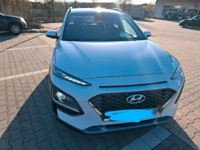 Gebraucht Hyundai Kona Premium 120 PS (88 kW) 2018 Weiß SUV