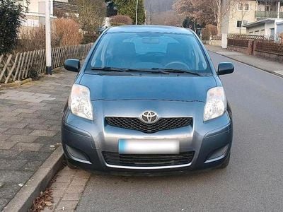 Usata Toyota Yaris 69 CV (50 kW) 2009 Grigio Utilitaria