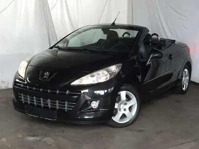 Gebraucht Peugeot 207 Allure 120 PS (88 kW) 2012 Obsidienschwarz Cabrio