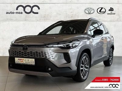 Nouă Toyota Corolla Cross Team 197 CP (144 kW) 2025 Argintiu SUV
