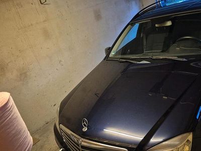 Mercedes C220