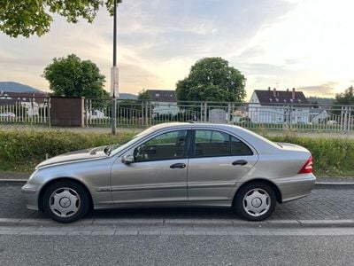 Mercedes C220