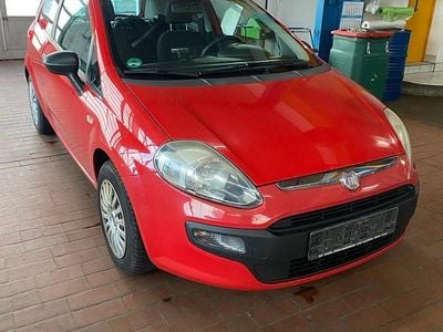 Gebraucht Fiat Punto Evo 57 PS (41 kW) 2011 Rot Kleinwagen