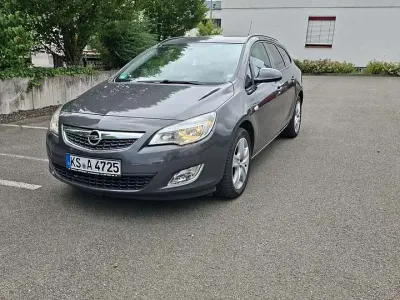 Gebraucht Opel Astra Sport 110 PS (80 kW) 2011 Kombi