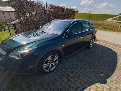 Gebraucht Opel Insignia 250 PS (183 kW) 2015 Grün Kombi