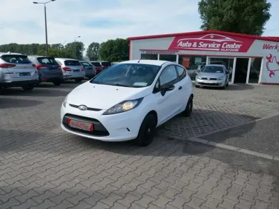 Gebraucht Ford Fiesta Ambiente 60 PS (44 kW) 2012 Weiß Limousine