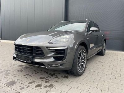 Porsche Macan S