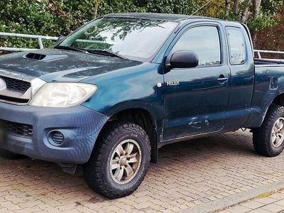 Second-hand Toyota HiLux 2008 Verde Pickup