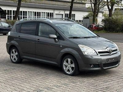 Second-hand Toyota Corolla Verso 129 CP (94 kW) 2007 Gri Monovolum